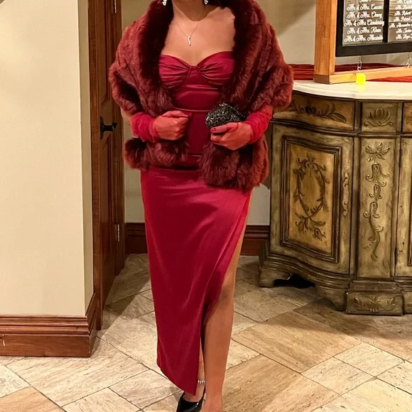 Dress - Picture 4 of 4